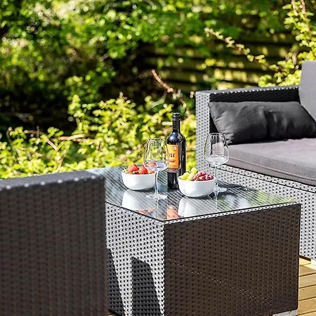 3-room With Free Parking And Terrace Apartament
