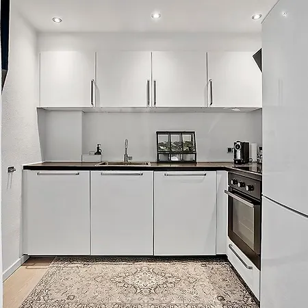 3-room With Free Parking And Terrace Apartament Aalborg