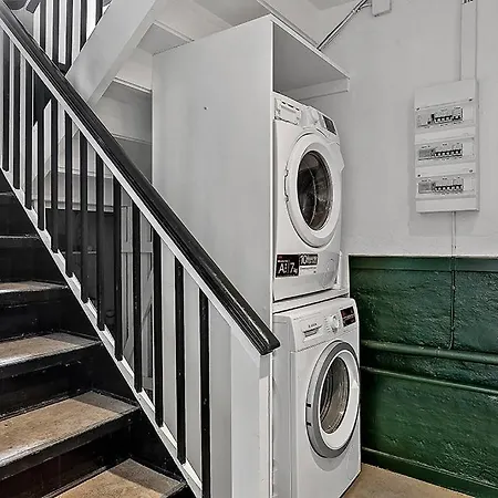 3-room With Free Parking And Terrace Apartament