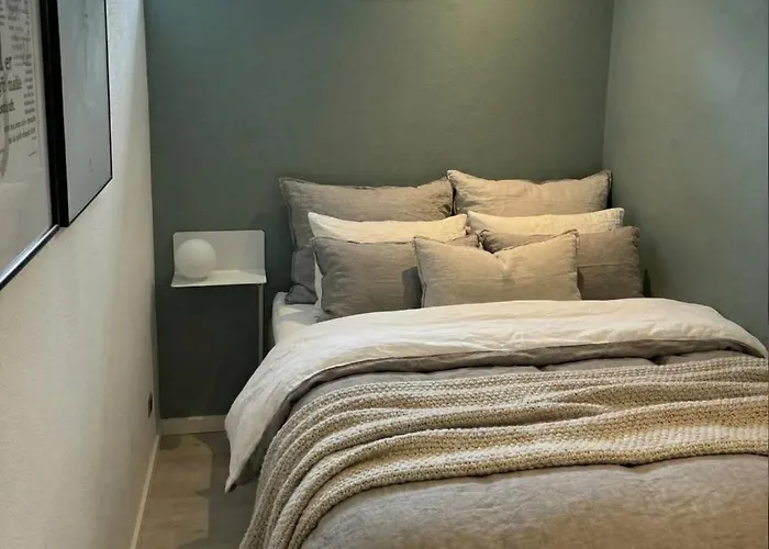 3-room With Free Parking And Terrace شقة