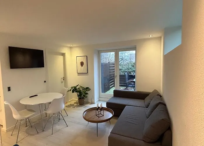 3-room With Free Parking And Terrace * آلبورغ